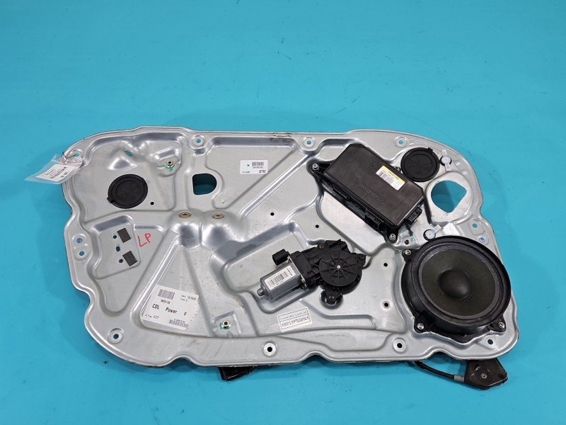 Podnośnik przód lewy Alfa romeo 159 60682258 4d sedan