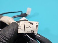 Instalacja Wiązka drzwi przód prawych Toyota Corolla E16 E18 13- 82151 OZ 710 C