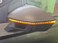 Lusterko lewe Seat Ateca elektryczny, Producent części: Seat, Europejska, Kod lakieru: LF7C, składane elektrycznie, 13+2pin...