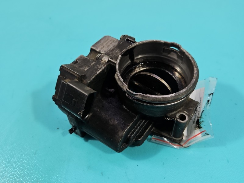 Przepustnica Vw Golf plus 1.9 tdi 03G128063C