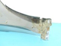 Błotnik przód lewy mazda Tribute I 00-07 srebrny 26A