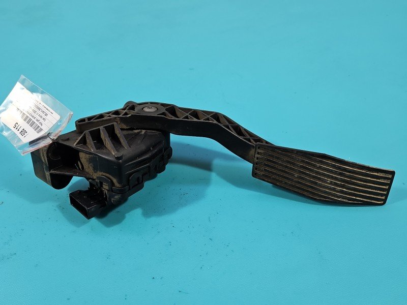 Pedał gazu potencjometr Opel Astra III H 9157998, 6PV008112-00 1.7 cdti