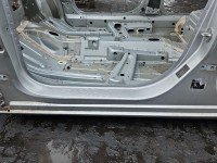 Próg lewy SŁUPEK ŚRODKOWY B Opel Astra V K HB 5d srebrny Z176