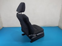 Fotel prawy przód pasażera Toyota Corolla E21 19- 4d EUROPA