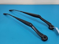 Ramie wycieraczki przód komplet lewe prawe Ford Mondeo Mk5 17C495-AD, 17B589-AD