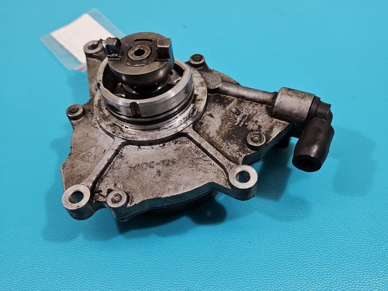 Pompa vacum hyundai H1 II 28810-4A402 2.5 crdi (D4CB) Pompa vacum hyundai H1 II 28810-4A402 2.5 crdi (D4CB)