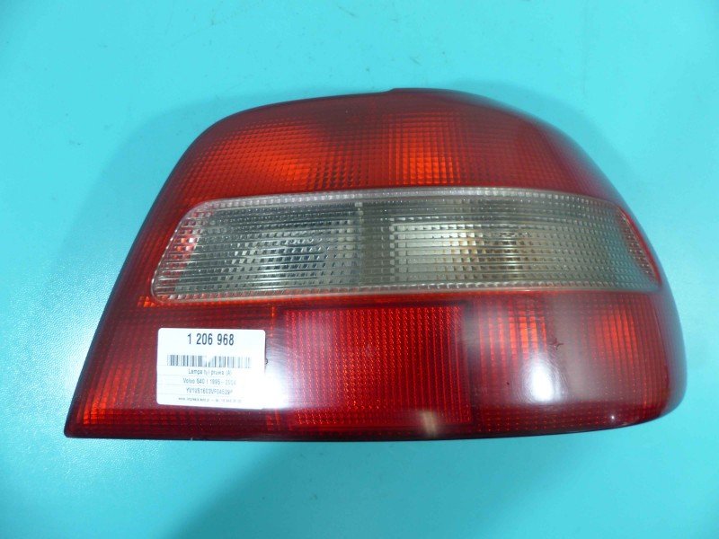 Lampa tył prawa Volvo S40 V40 sedan