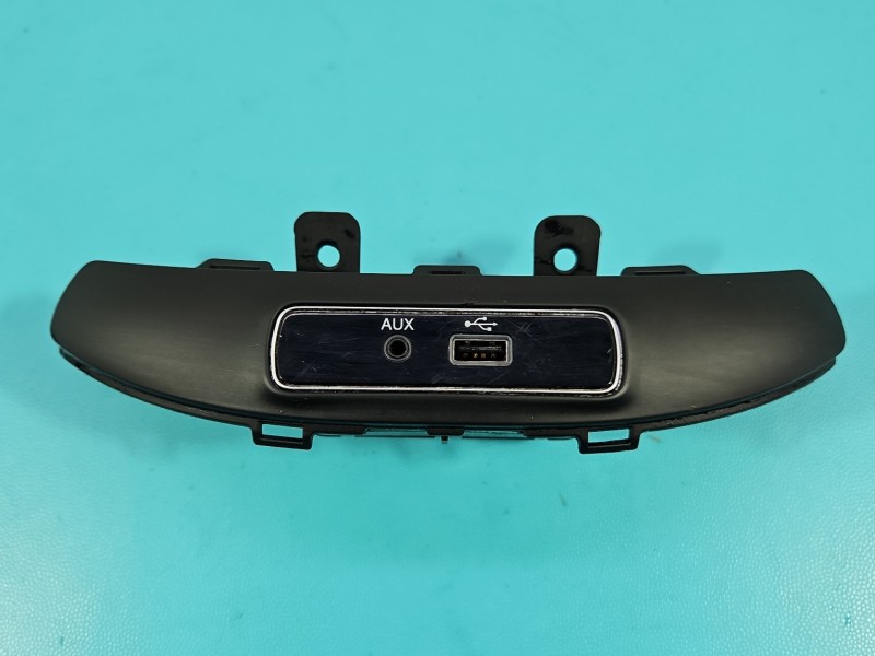 Gniazdo USB Fiat 500X 735650649