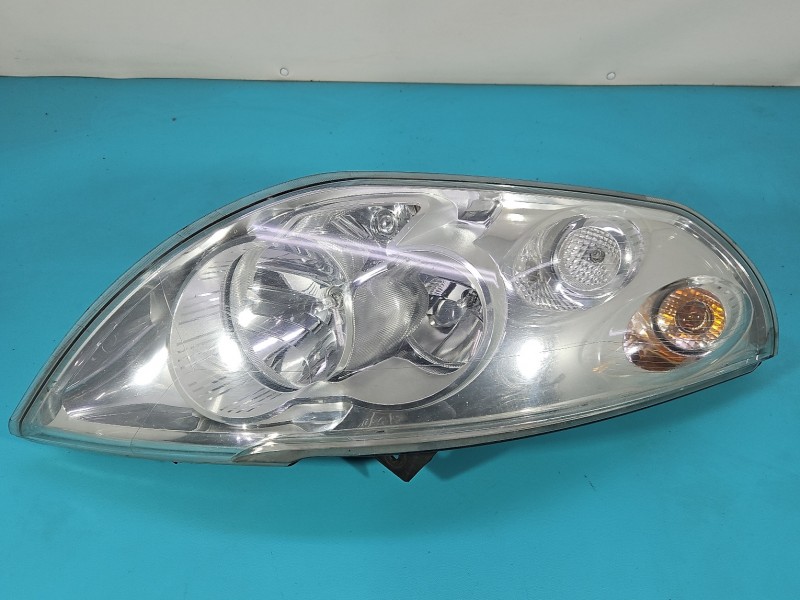 Reflektor prawy lampa przód Renault Master III 10-24 EUROPA