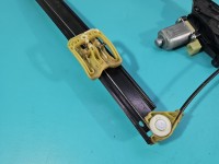 Podnośnik przód prawy SZYBY WINDA Audi A4 B9 Producent części: Audi, 2 PIN 8W0837462 4d sedan