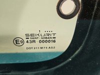 Szyba karoseryjna tył prawa Citroen Berlingo I HB