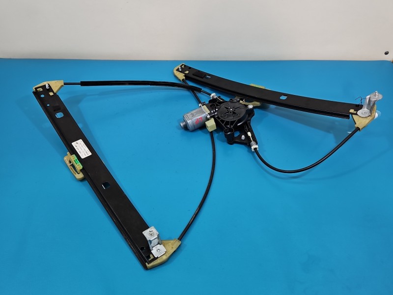 Podnośnik przód lewy SZYBY WINDA 0130822705, 8W0837461 Audi A4 B9 2pin 5d kombi