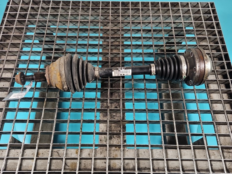 Półoś przód lewa Vw Passat B7 2.0 tdi manual