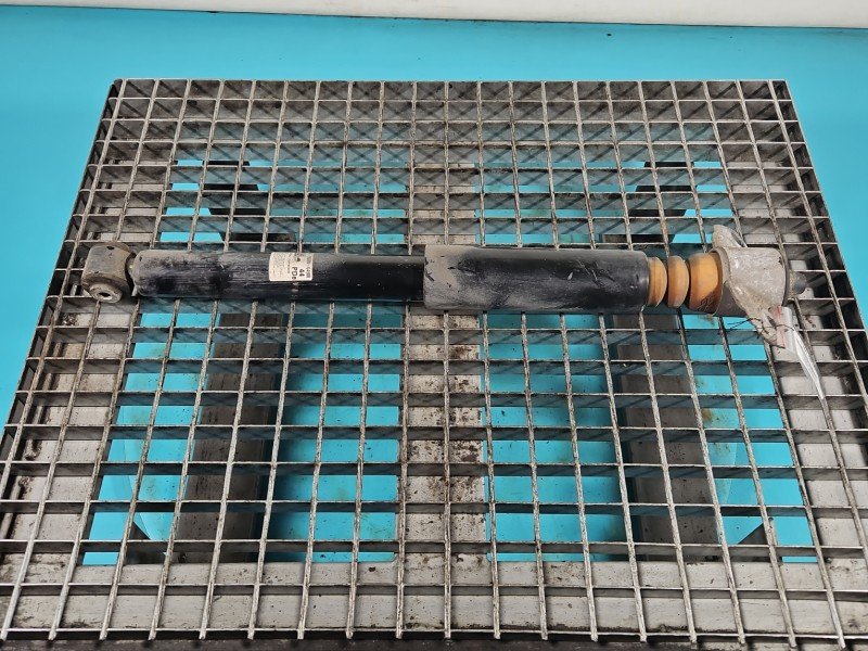 Amortyzator tył lewy Hyundai I30 III 16- kombi tylny