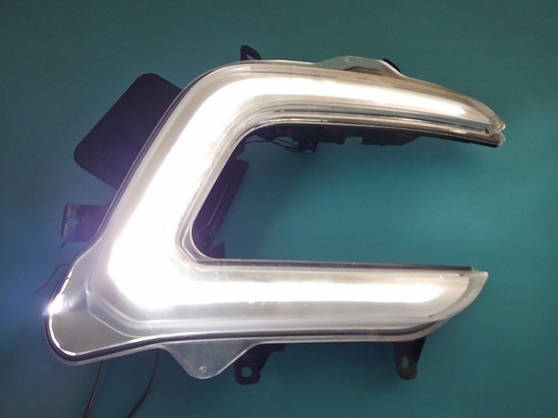 Światło jazdy dziennej prawe Renault Captur I 266007846R