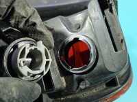 Lampa tył prawa Producent części: FORD, 06-08 lift 5d 5-drzwi Z LISTWĄ ŻARÓWKOWĄ Ford Fiesta Mk6 HB EUROPA