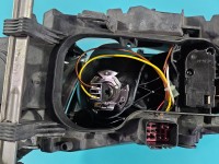 Reflektor prawy lampa przód VOLVO V70 III EUROPA 31420020