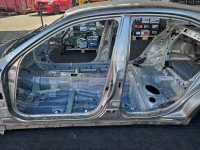 Próg lewy SŁUPEK ŚRODKOWY B Lexus IS III 14-25 sedan 4d szary 1J7