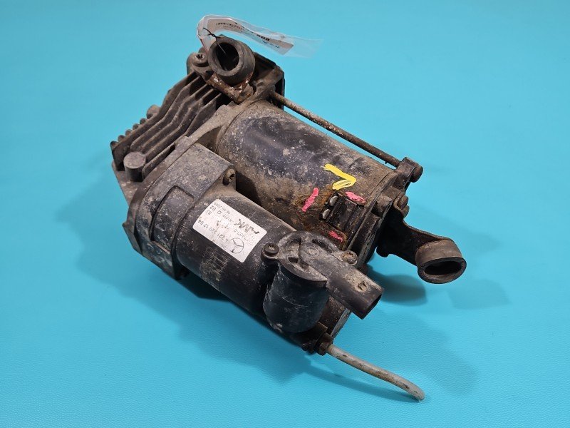 Pompa zawieszenia kompresor Mercedes W221 A2213201704 Pompa zawieszenia kompresor Mercedes W221 A2213201704
