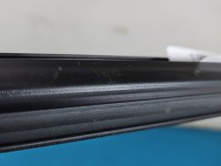 Uszczelka drzwi tył lewa Jeep Cherokee KL