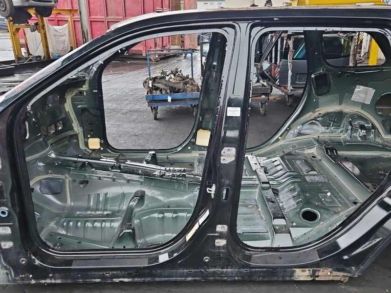 Próg lewy SŁUPEK ŚRODKOWY B Jeep Grand Cherokee IV WK2 HB 5d PGZ - BLACK FOREST GREEN PEARL COAT