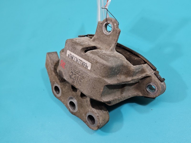 Łapa silnika Opel Mokka A 573AYC00A 1.6 cdti