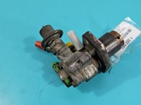 pompka Pompa paliwa Toyota Avensis II T25 2.0 vvti 23100-28032 TOYOTA