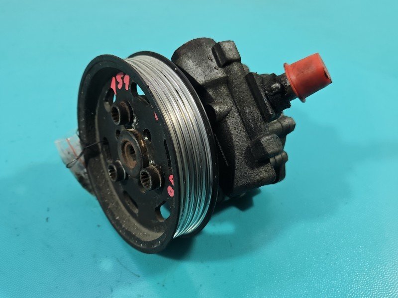 Pompa wspomagania Audi A4 B7 8E0145155N 2.0 tdi (BRE)