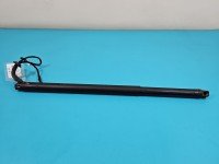 Siłownik klapy prawy teleskop Skoda Superb II 3T0827852B