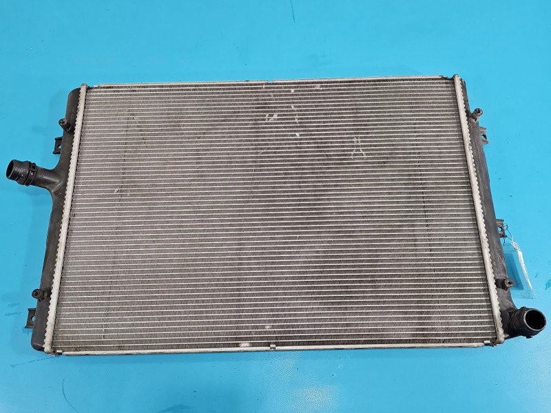 Chłodnica wody Vw Passat CC 3C0121253Q 2.0 tdi