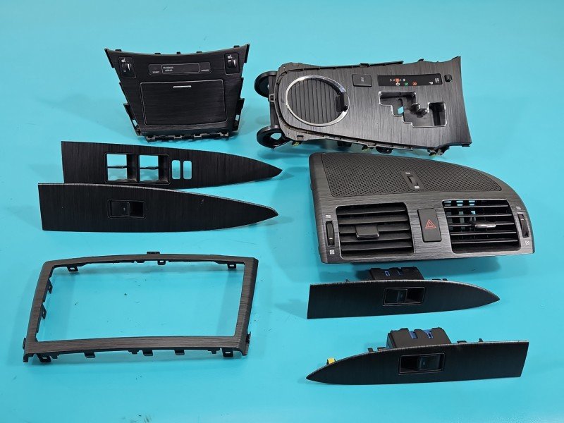 Listwa listwy dekory dekor deski Toyota Avensis III T27 eu