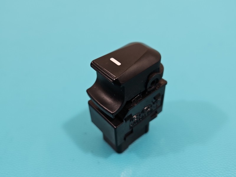 Przełącznik szyb Hyundai Ix35 09-13 Hyundai, przód prawy EU