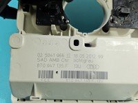 Lampa kabiny lampka AUDI Q5 08- 8T0947135F