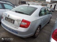 Półka tylna tył bagażnika Skoda Rapid