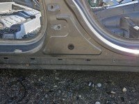 Próg prawy SŁUPEK ŚRODKOWY B Jeep Grand Cherokee IV WK2 HB 5d szary