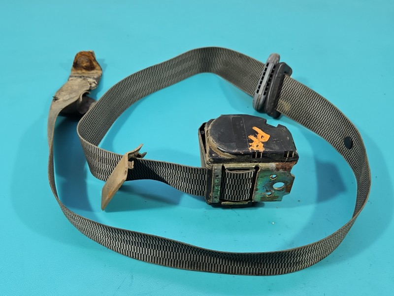 Pas bezpieczeństwa przód prawy pasażera Land rover Discovery I