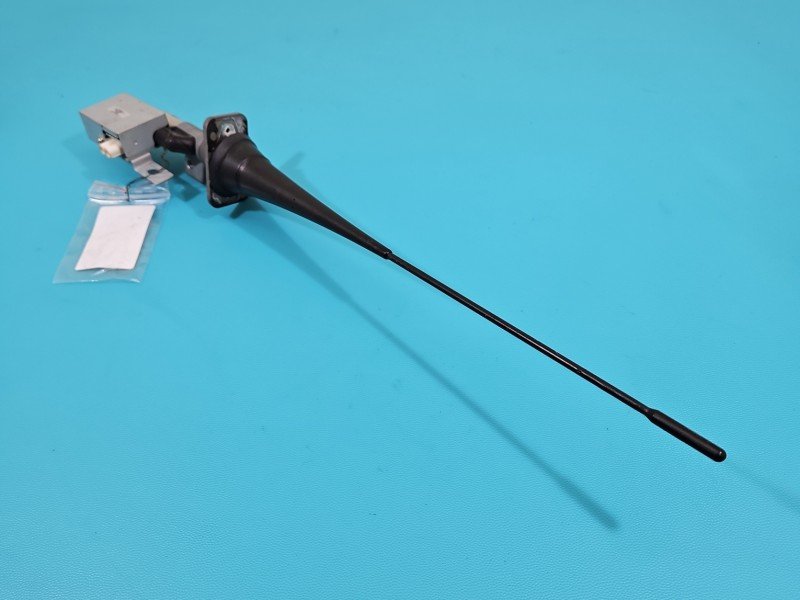 Antena Ford Mustang V 04-14 Antena Ford Mustang V 04-14