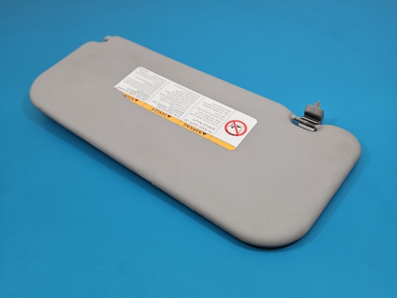 Przesłonka prawa Mitsubishi Pajero Pinin DASZEK osłona przeciwsłoneczna