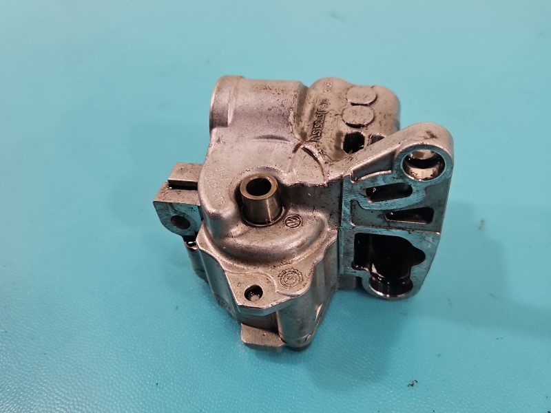 Pompa oleju Vw Sharan II 10- 2.0 tdi 03L115105F, 03L115109A