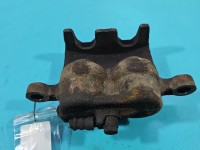 Zacisk przód prawy Mitsubishi Outlander II 2.0 DI-D (BSY)