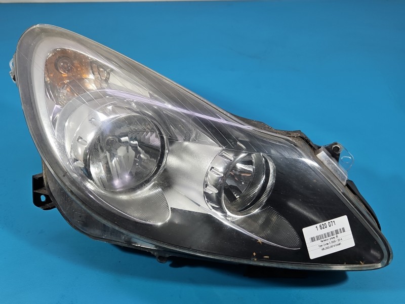 Reflektor prawy lampa przód Opel Corsa D EUROPA 13217454
