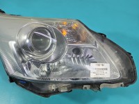 Reflektor prawy lampa przód Toyota Avensis III T27 EUROPA