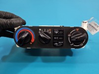 Konsola panel nawiewu Nissan Almera N16