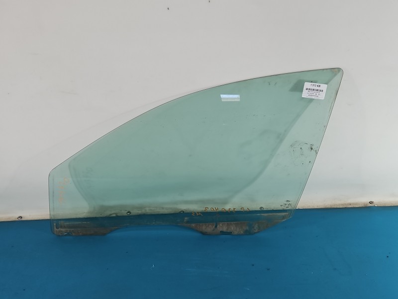 Szyba drzwi przód lewa Ford Focus Mk1 kombi