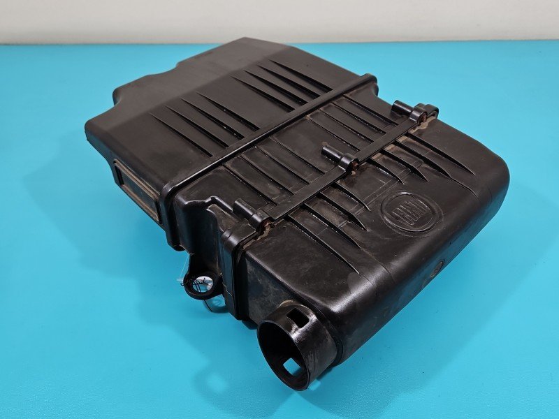 Obudowa filtra powietrza Fiat Grande Punto 51773400 1.2 8V wiel Obudowa filtra powietrza Fiat Grande Punto 51773400 1.2 8V wiel