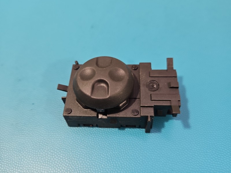 Przełącznik Producent części: DS, Fotela lewy przód CITROEN DS4 II 21- 98125345XT