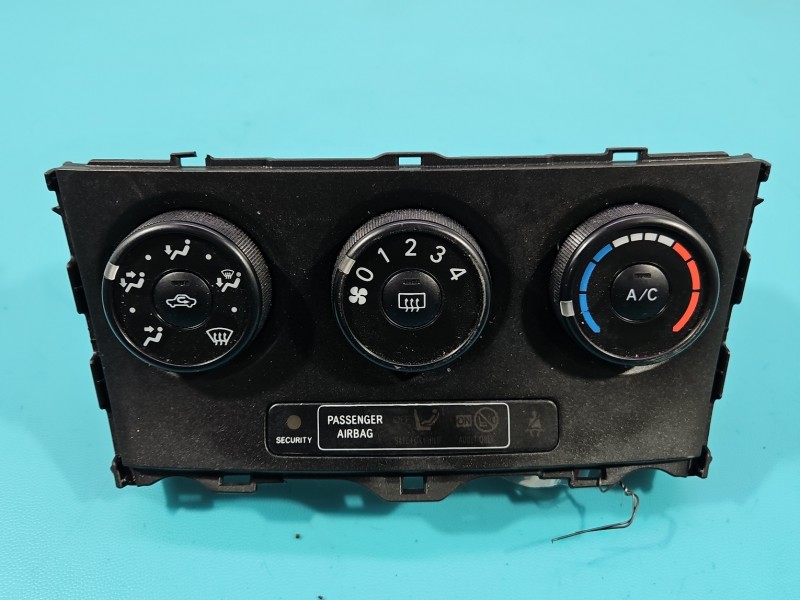 Konsola panel nawiewu Toyota Auris I 55406-02420