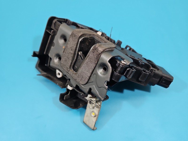 Zamek przód lewy Ford Galaxy Mk2 06-15 EUROPA Producent części: FORD, 6pin, 6M2A-R21813-EA