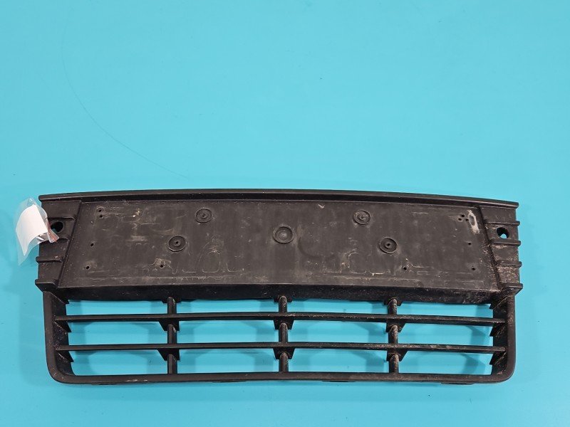 Zaślepka kratka zderzaka środkowa atrapa Ford Focus Mk3 BM51-17K945-B Zaślepka kratka zderzaka środkowa atrapa Ford Focus Mk3 BM51-17K945-B