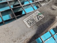 Zwrotnica lewa piasta przód 2.0d Jaguar XE X760